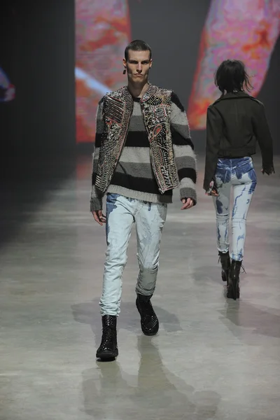 Look 82